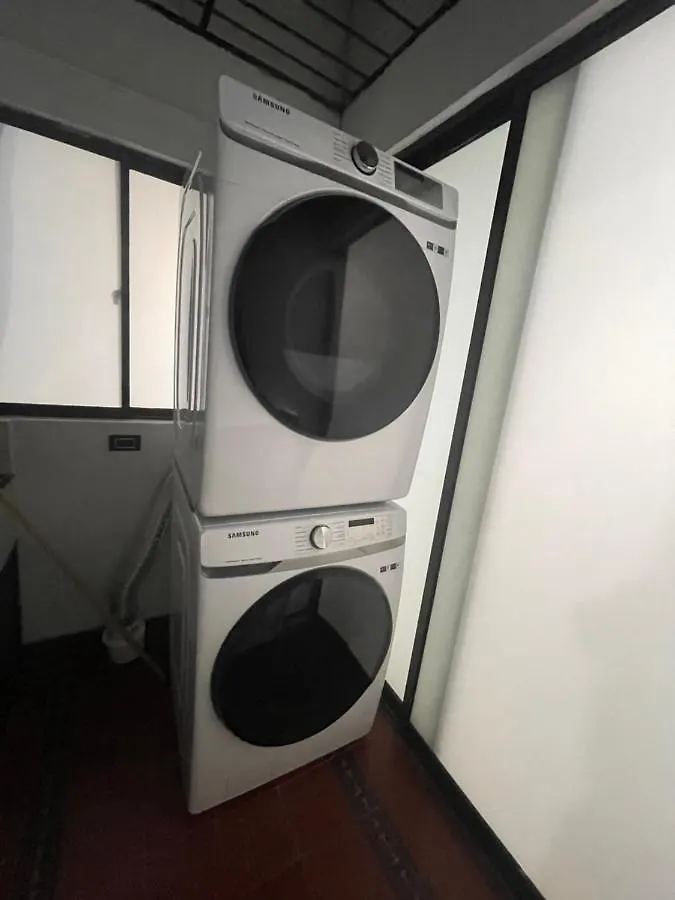 ميديلين Nuevo Y Moderno Alojamiento Laureles, Habitacion Privada