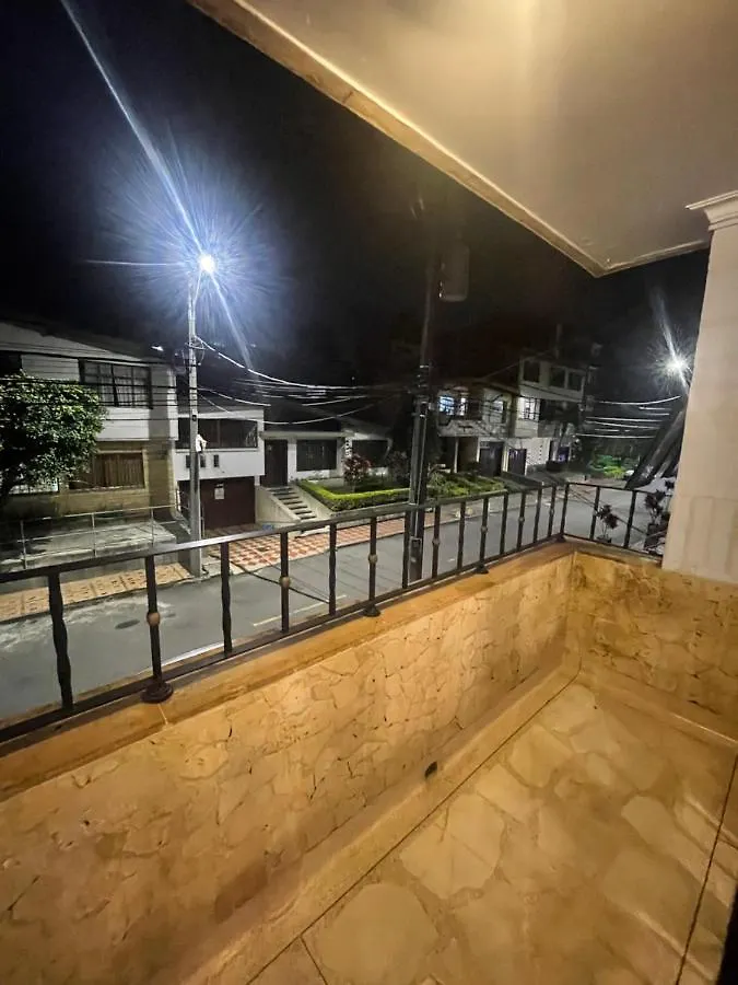 ميديلين Nuevo Y Moderno Alojamiento Laureles, Habitacion Privada منزل للإقامة